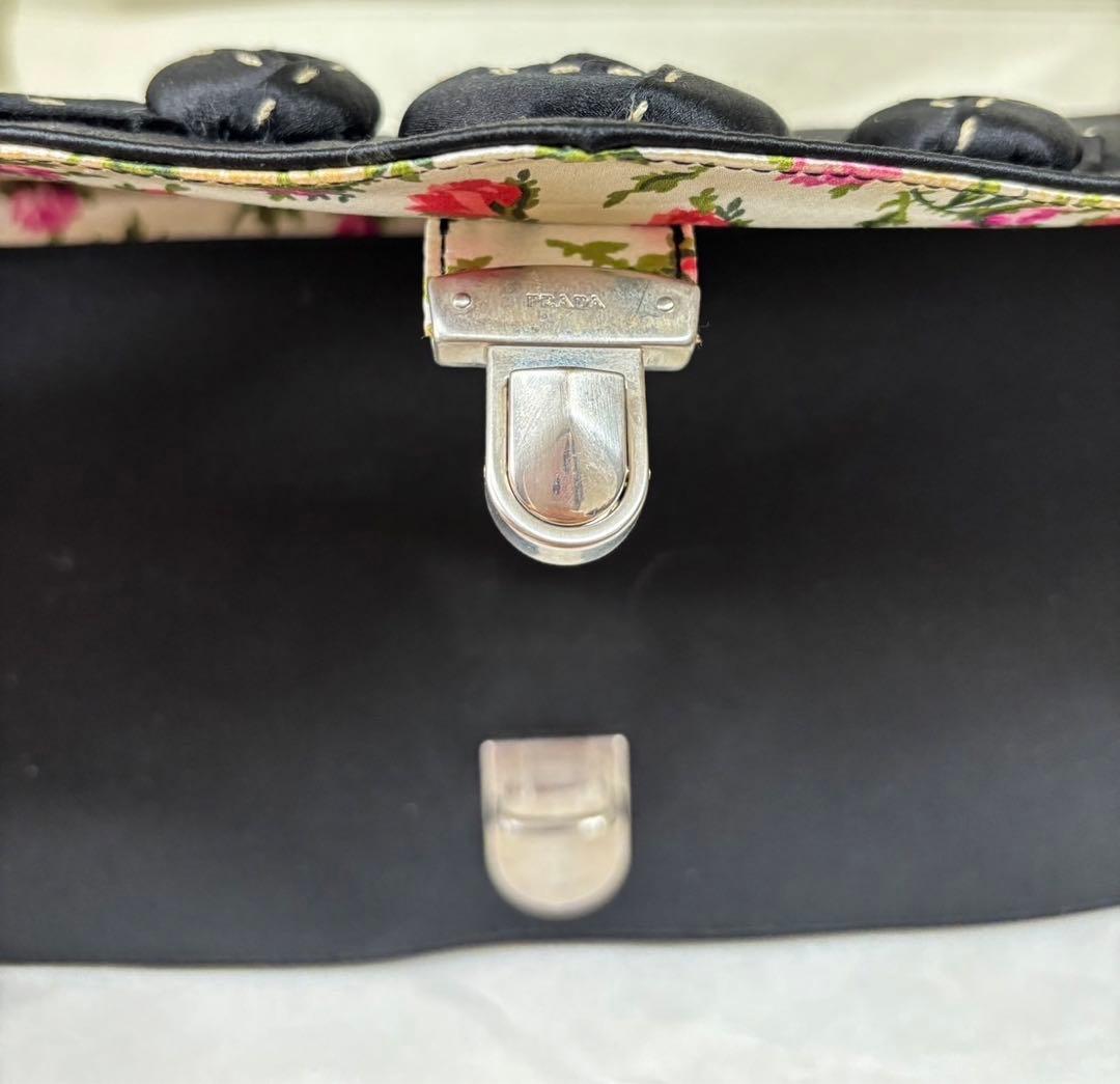 PRADAプラダクラッチバッグ