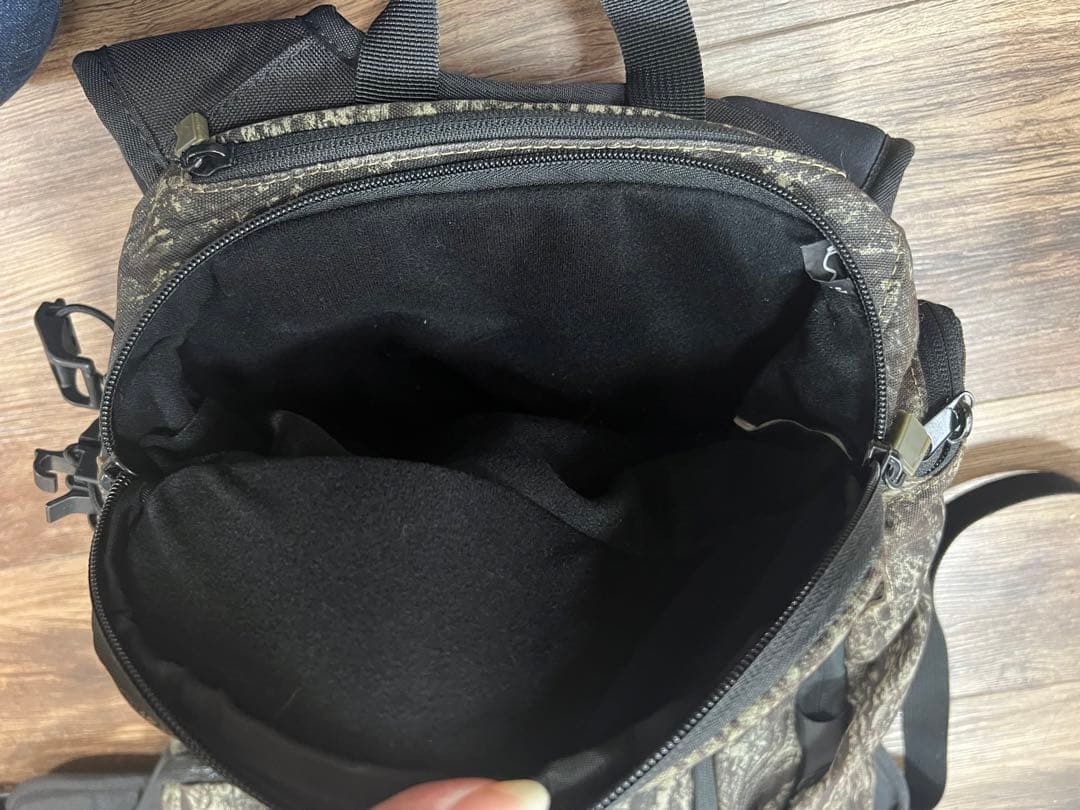 本日特価　bakoda リュック バックパック スノーボード　迷彩　アウトドア