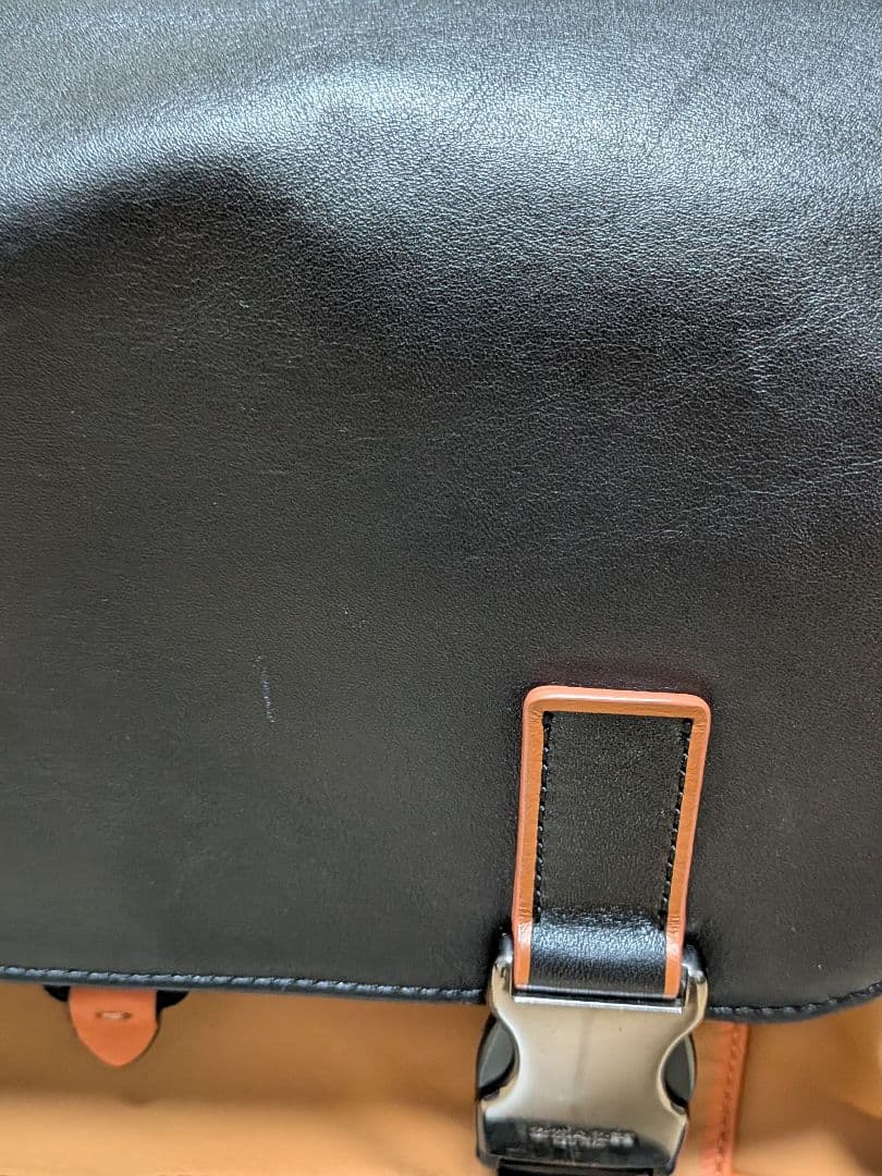 Coach リュック オレンジ 青 黒