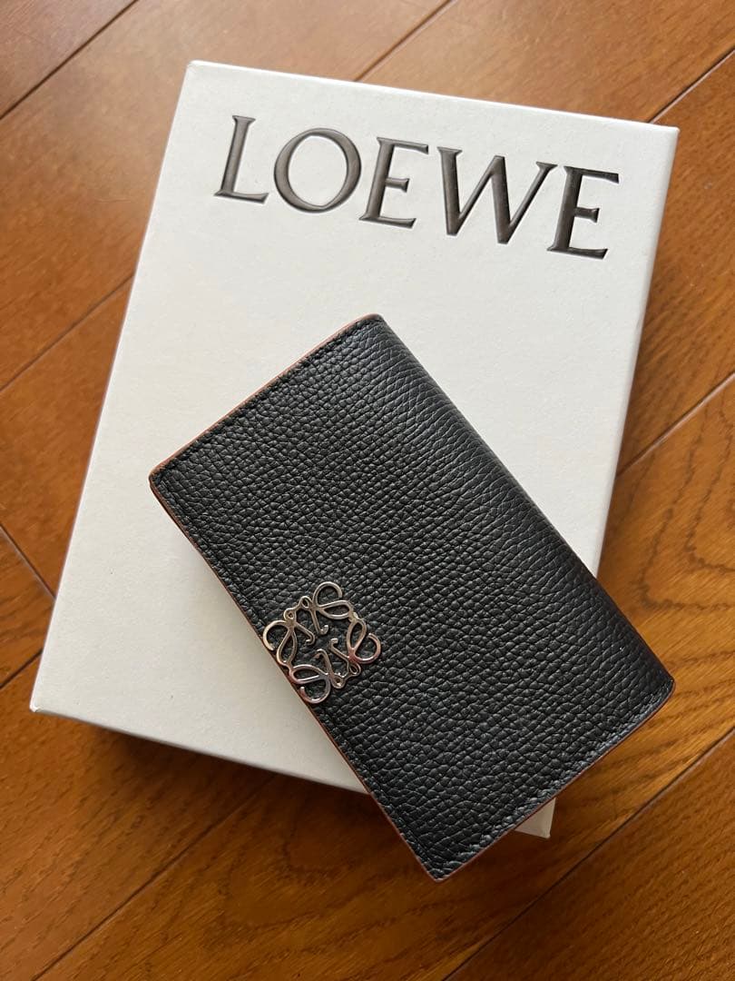 M*a様 値下げLOEWE 名刺入れ 黒 レザー