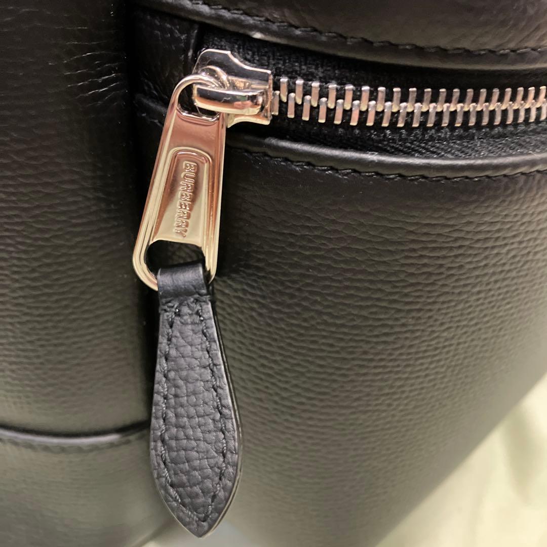 緊急本日限定バーバリーBURBERRY☆レザーバックパックML JEFF LGL