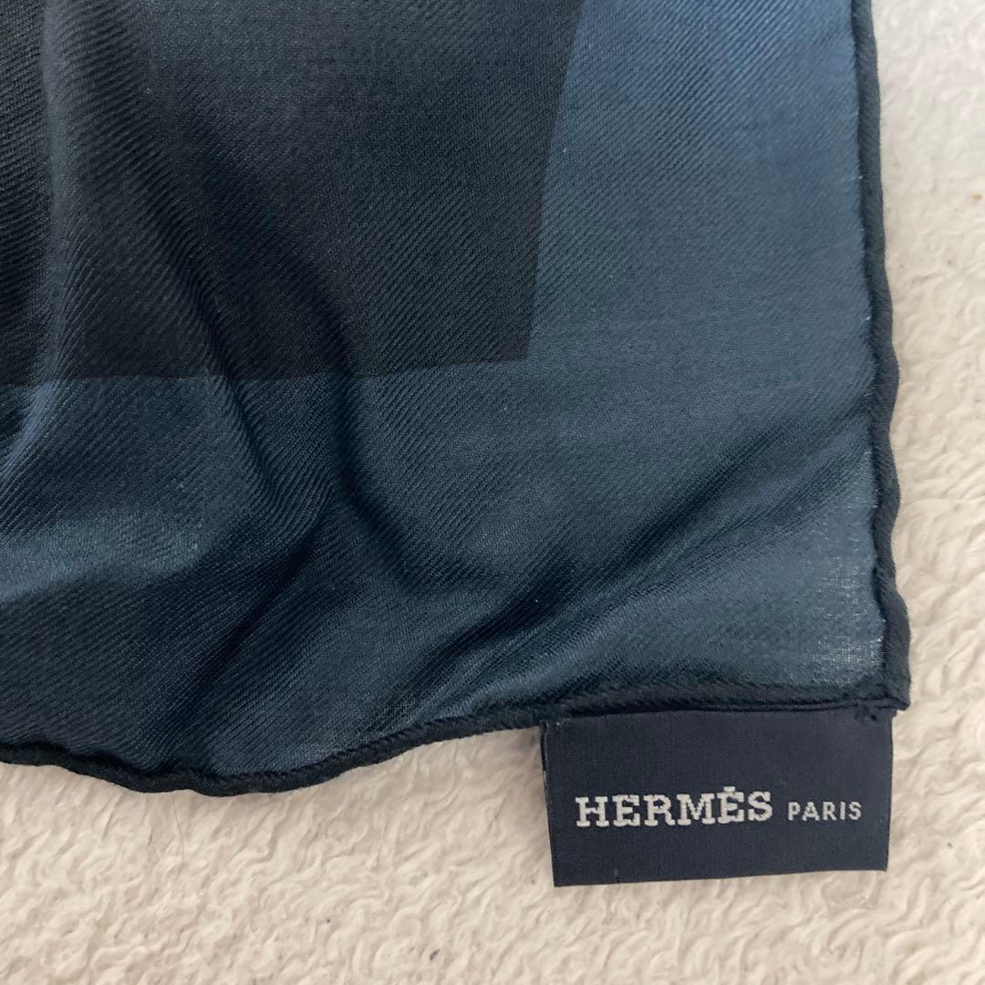 HERMÈS エルメス　ダークブルー シルク大判ストール　馬柄 197×96cm
