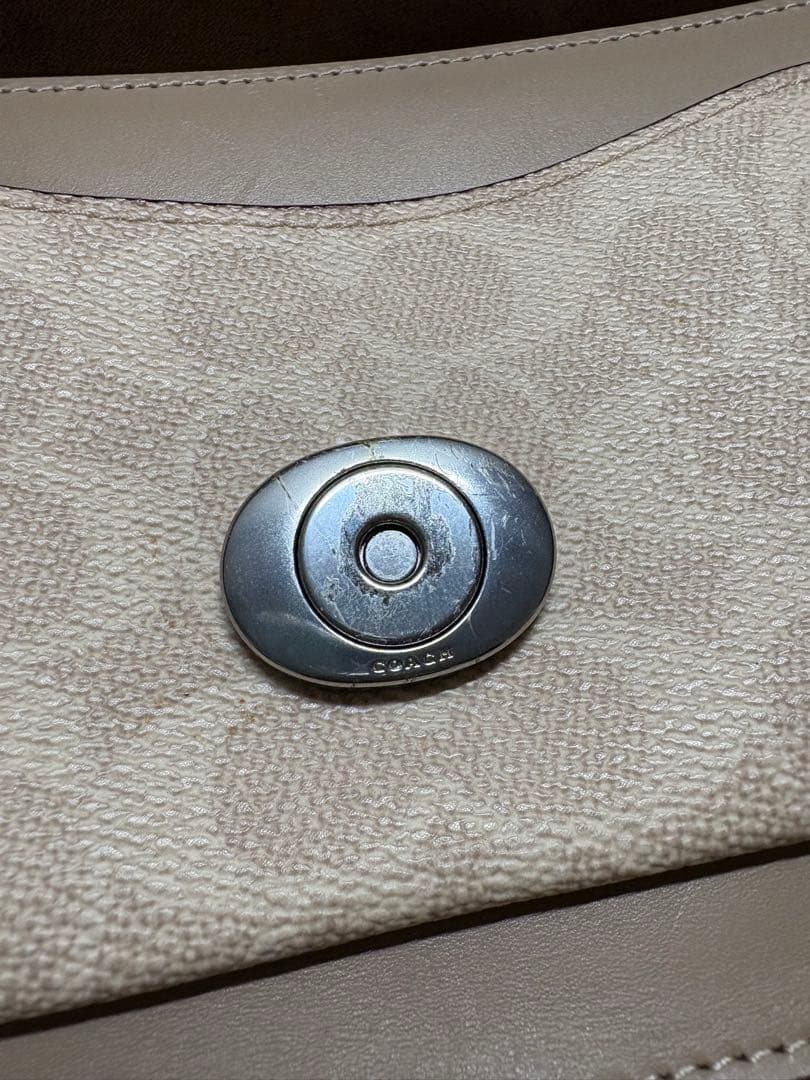 COACH ショルダーバッグ シグネチャーキャンバス