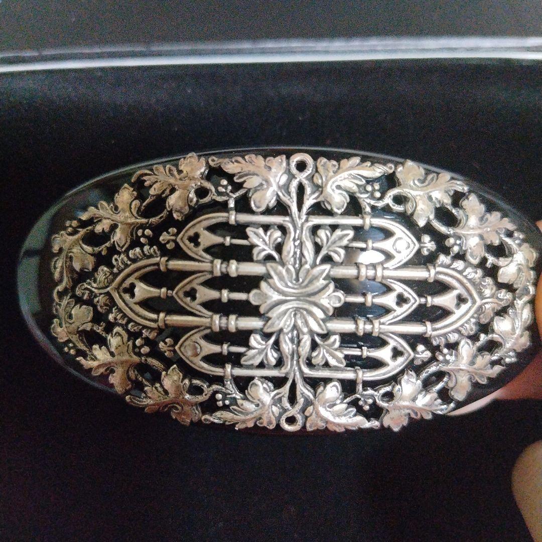 imac 装飾的な黒いバングル