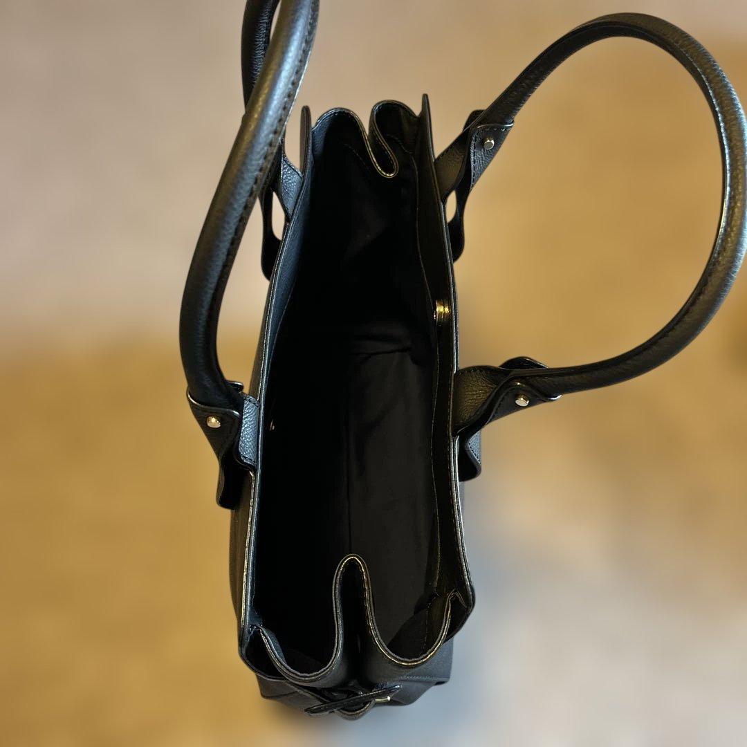 土屋鞄製造所　Gusset code ガゼットコードトート　新品・未使用