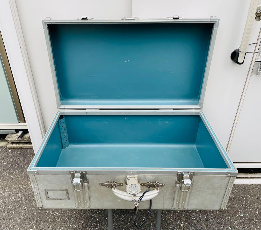 中古品 石川アルミ製 トランクケース（鍵付き・防水仕様） お値段を下げました