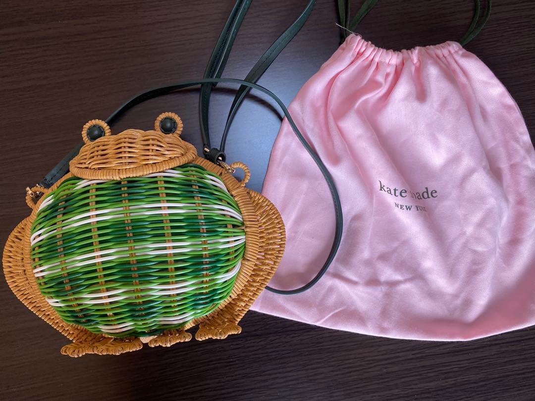 kate spade カエル型かごバッグ