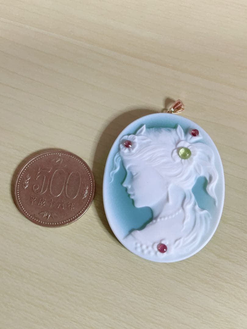 K18金天然石グリーン瑪瑙カメオペンダント　超ビッグサイズ