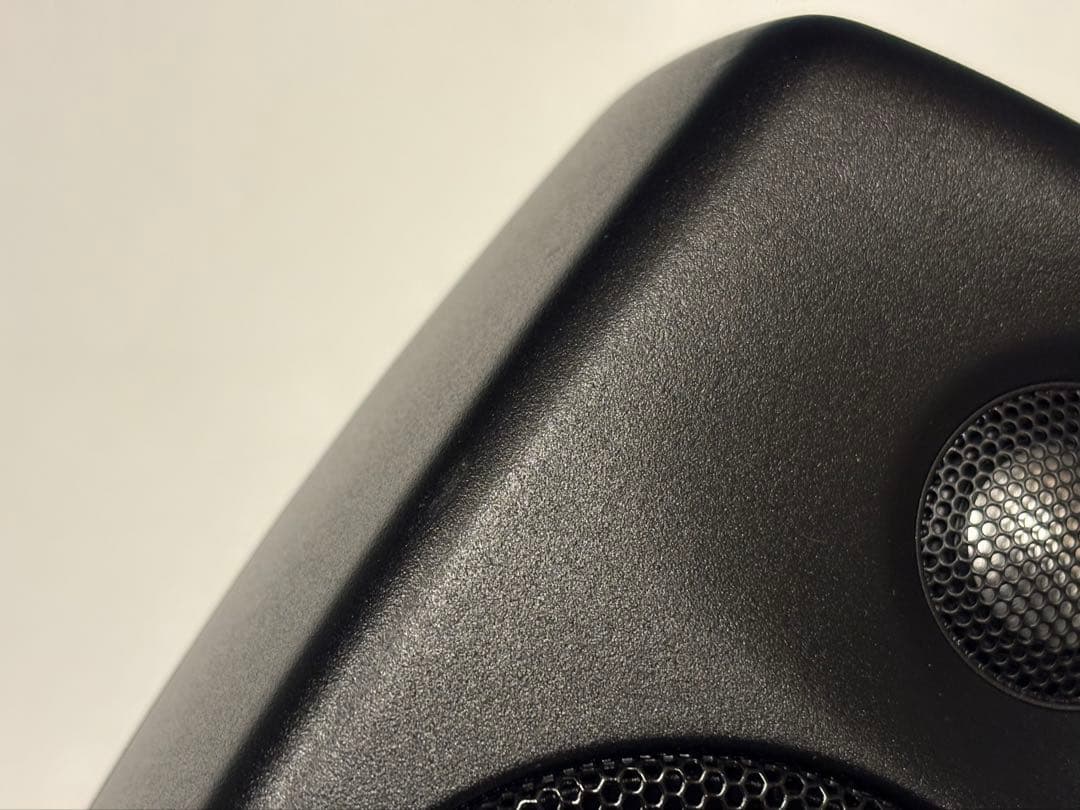 ジェネレック G One アクティブ・スピーカー ブラック 2本セット