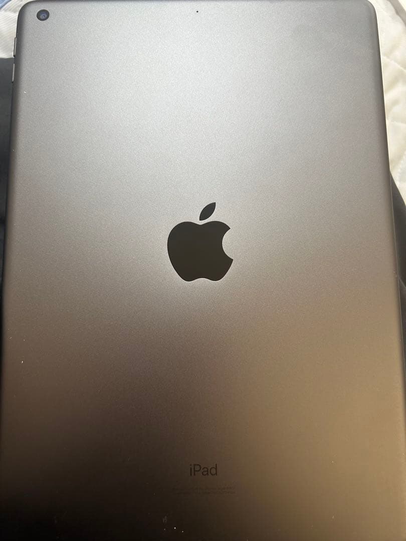 Apple iPad (第7世代) スペースグレー