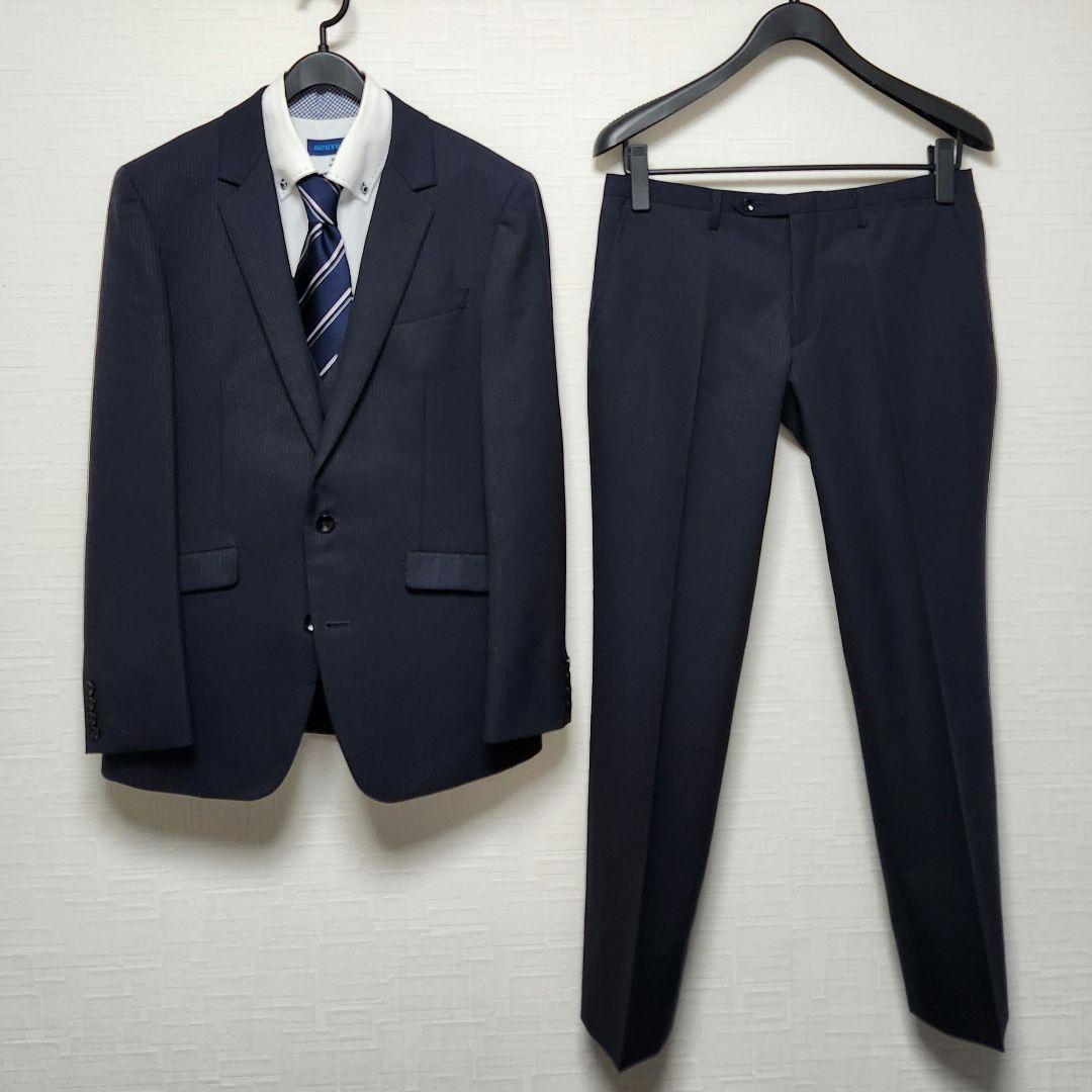スーツセレクト　メンズ　スーツ　スリーピース　濃紺　ストライプ