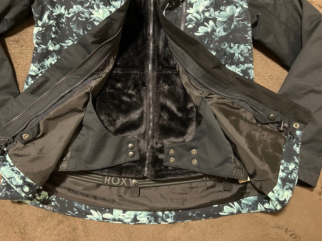 ロキシー スノーボード レディースS インナー付& ロキシー新品ビーニー　セット