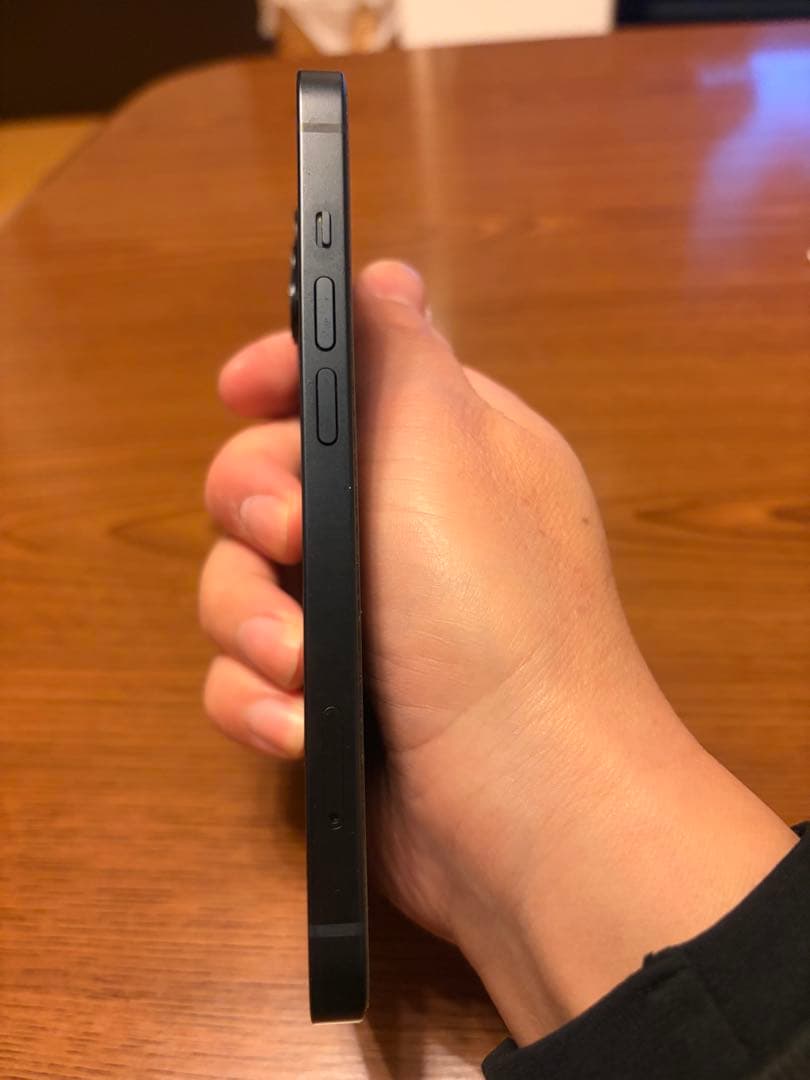 Apple iPhone 13 128GB ミッドナイト