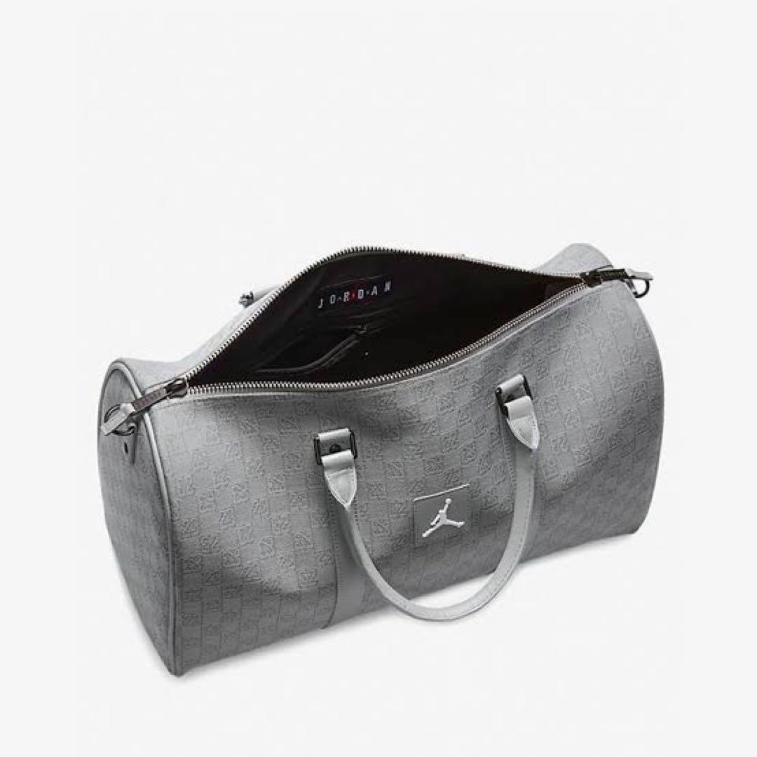 バッグ Jordan Monogram Duffle Bag (25L) \"Grey\"