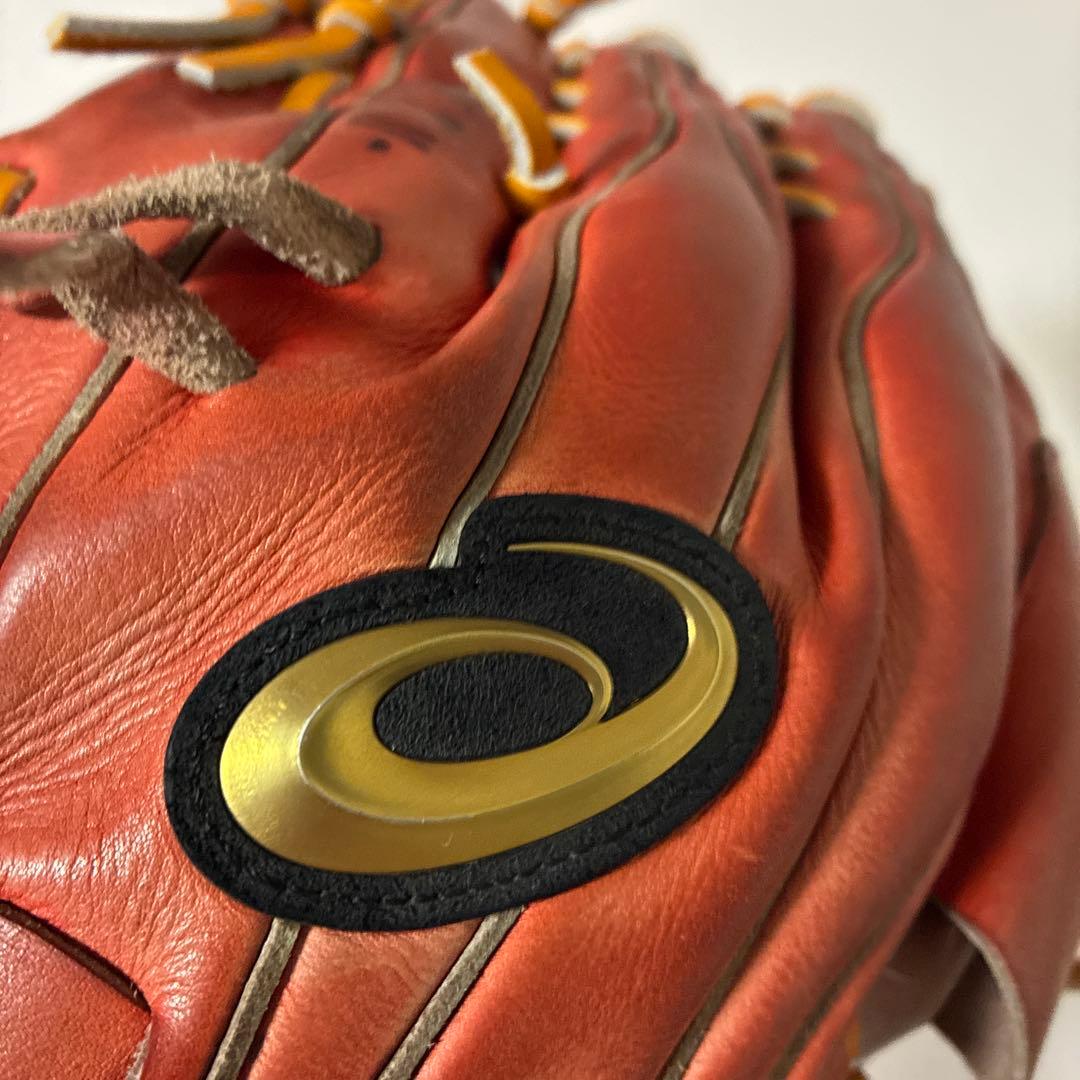 メ*ル様 プロ野球選手支給品　アシックス　ゴールドステージ 硬式投手用　asic