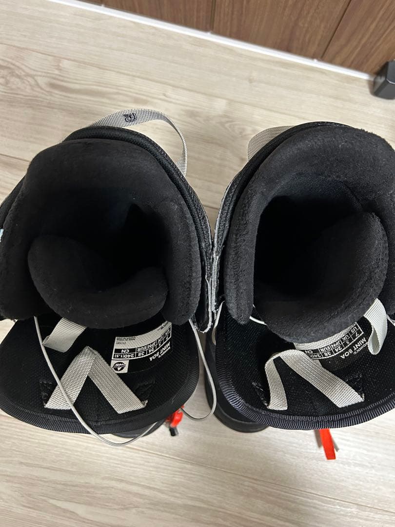 Burton バートン MINT BOA スノーボードブーツ 7 24㎝