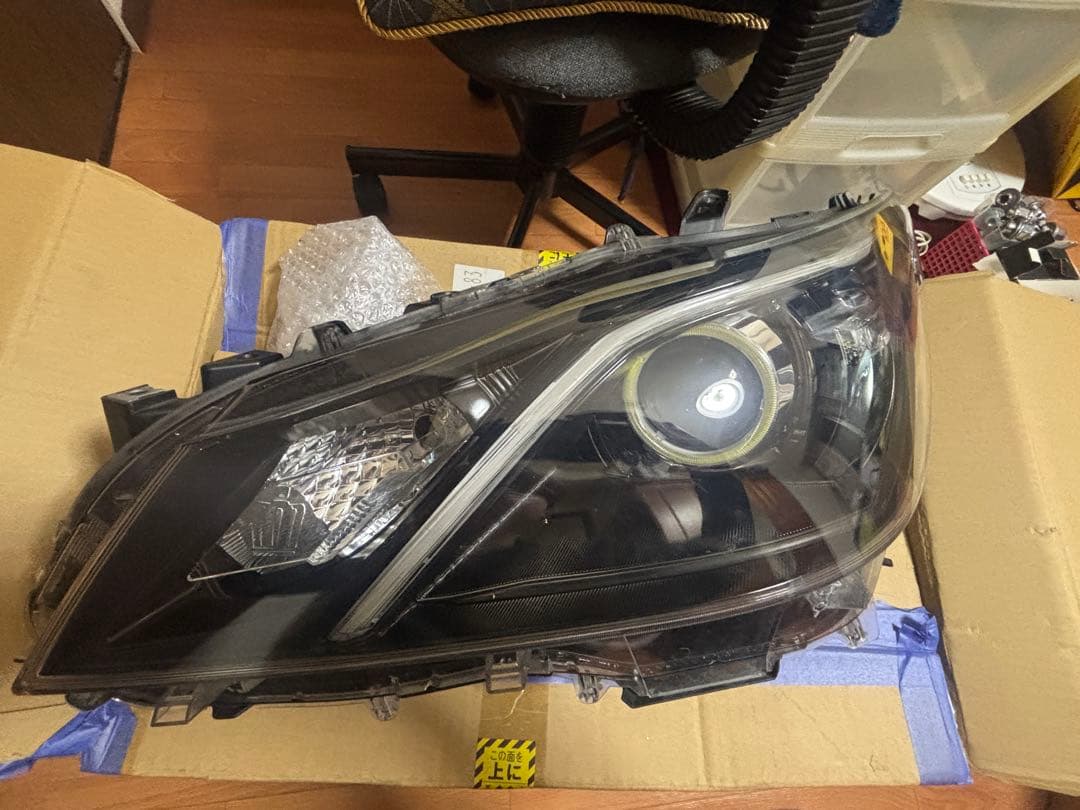 210クラウン前期　純正加工品ヘッドライト　左右セット　AFS付き