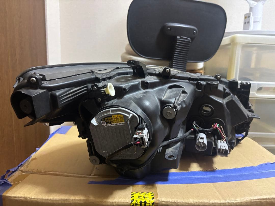 210クラウン前期　純正加工品ヘッドライト　左右セット　AFS付き