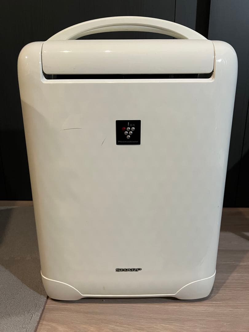 シャープ 除湿機 CV-100-W