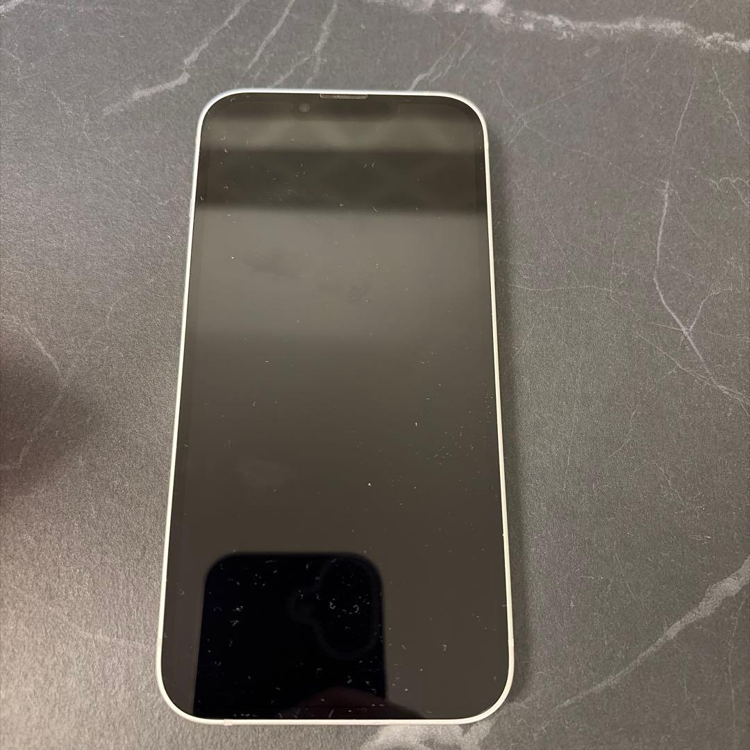 Apple iPhone 13 スターライト本体　128gb