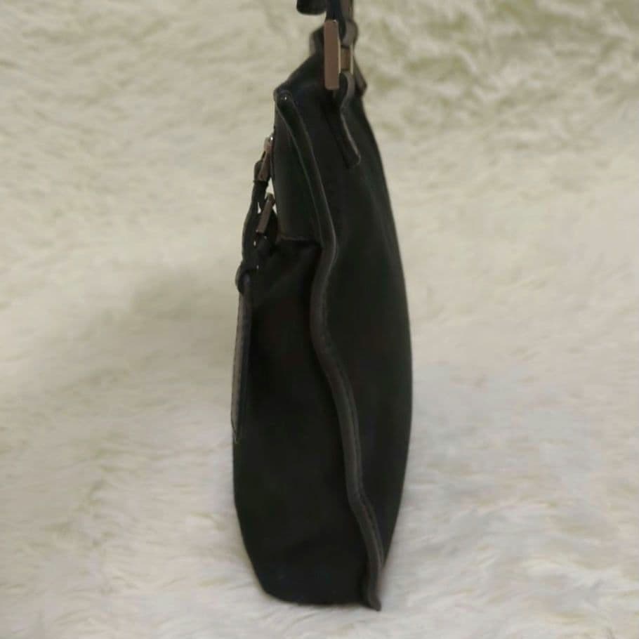 GUCCI GG柄 キャンバス レザー ショルダーバッグ 黒