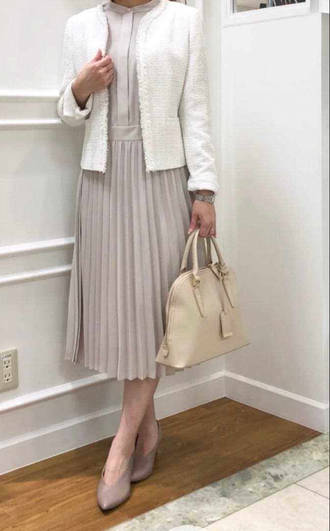 極美品✨　 23区　クリスタルアムンゼン　ワンピース　サイズ44 プリーツ