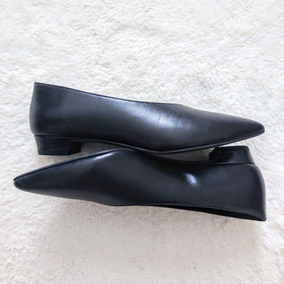 ✨美品✨ ファビオルスコーニ フラット レザー ブラック パンプス Vカット