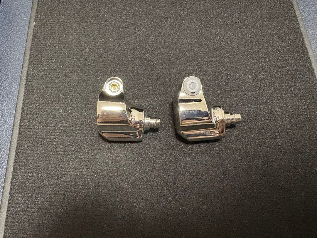 イヤホン SONY IER-Z1R