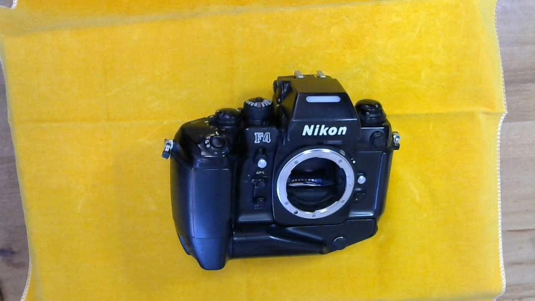 フィルムカメラ F4S