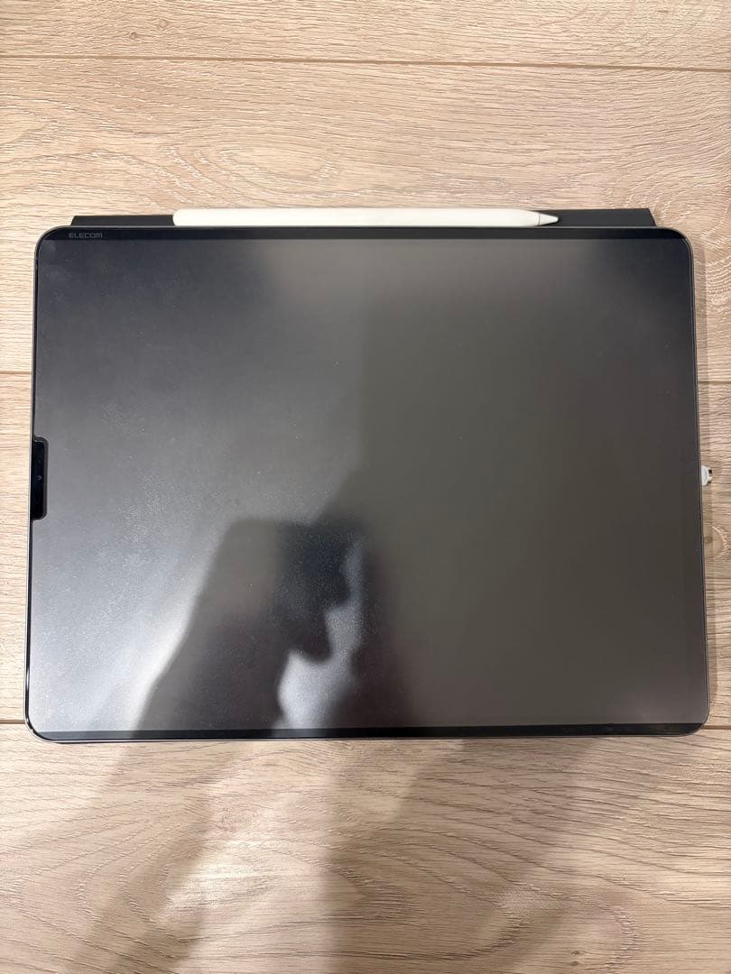 iPad Pro (第4世代) 12.9 + Magic Keyboard計4点