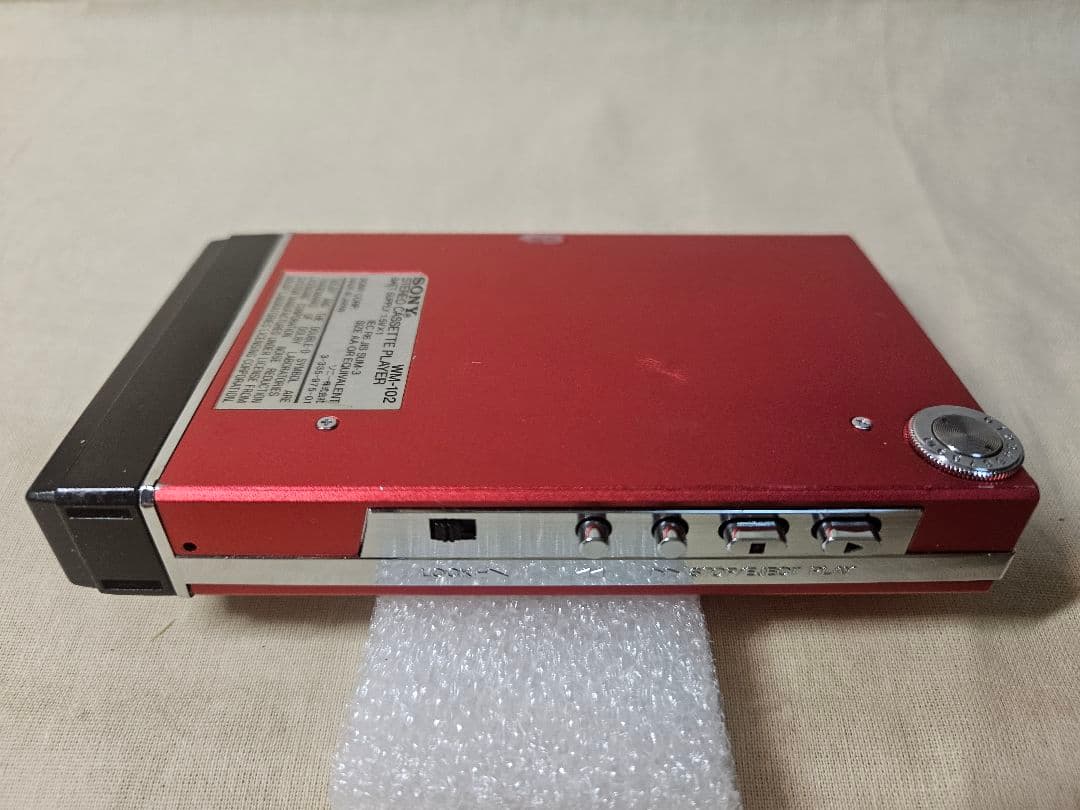 整備済み動作品　WM-102 カセットウォークマン　ポータブルプレイヤー