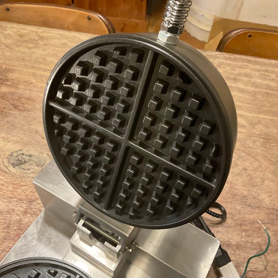 極美品！ワッフルメーカー ワッフルマシン 電気 60Hz パンケーキ 業務用
