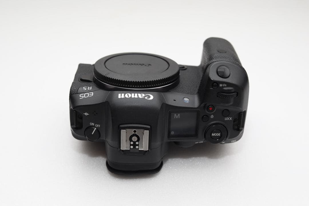 Canon EOS R5 ミラーレス一眼カメラ　【良品】