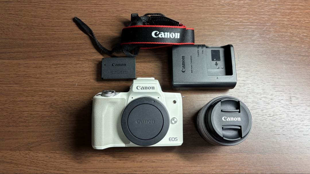 Canon EOS Kiss M2 ホワイト