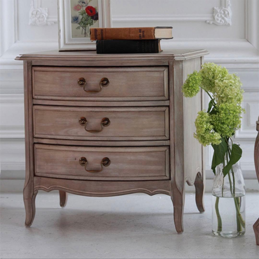 【送料込み】シャビーシック★アンティーク風★サイドテーブル★チェスト★白