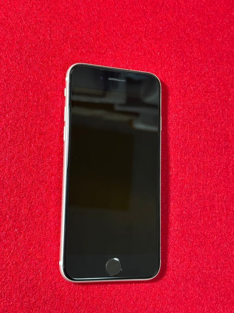 【9350】iPhone SE3第3世代スターライト 64GB simフリー