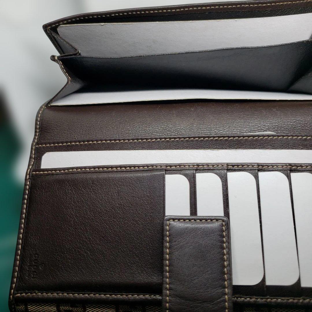 GUCCI GGキャンバス 長財布 ハートロゴ