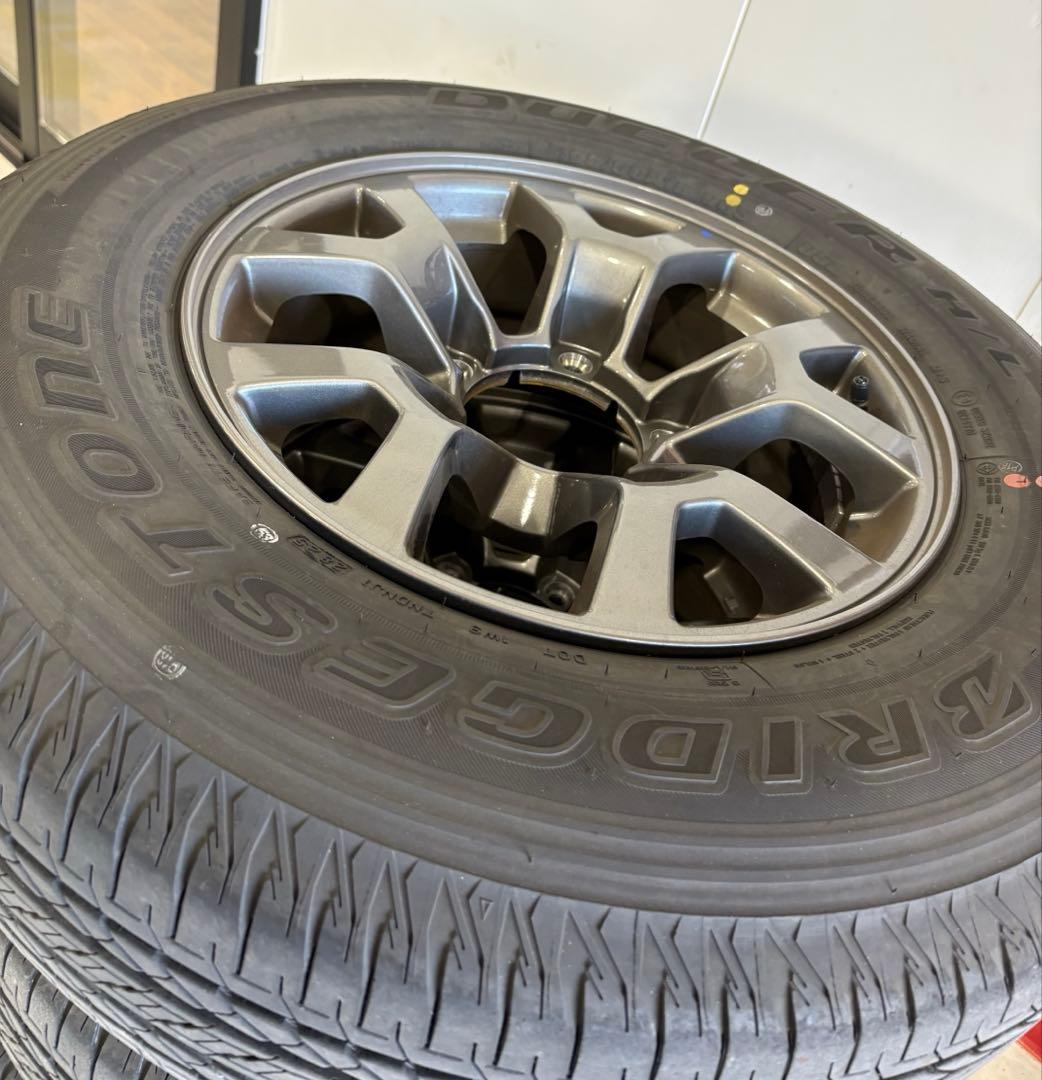 ジムニーシエラ/ノマド 純正タイヤ 195/80R15 96S 新車外し