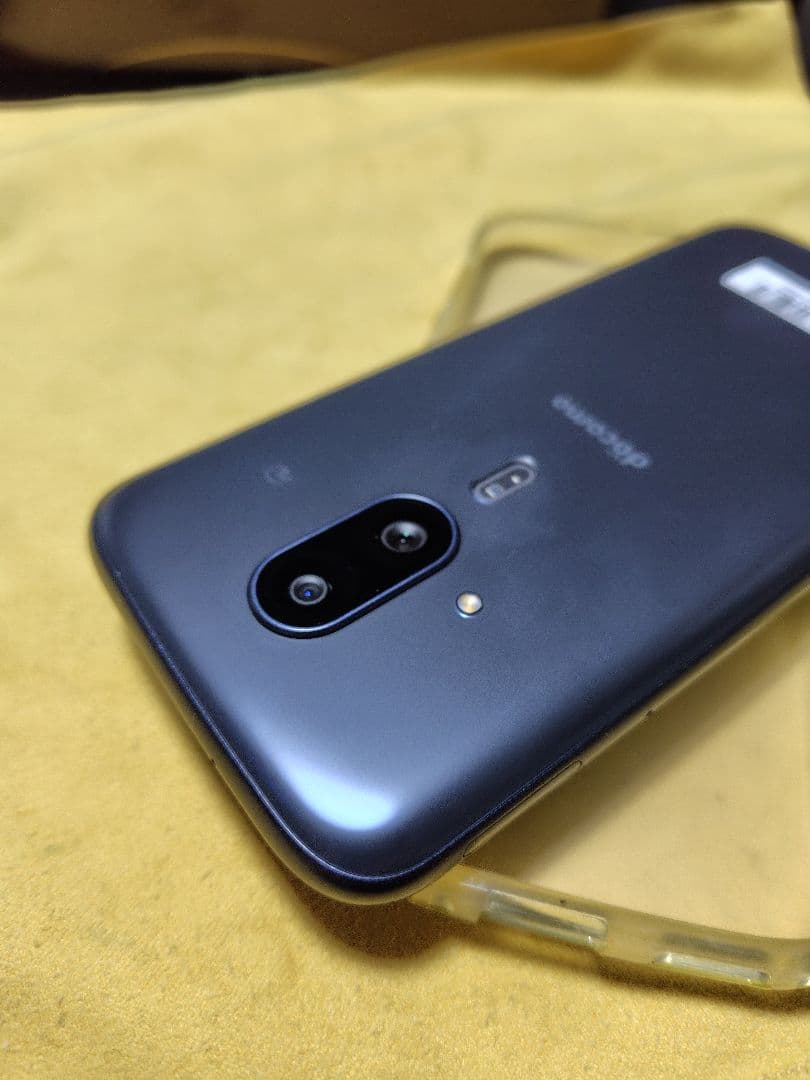 docomo F-53E　美品　ネイビー らくらくスマートフォン