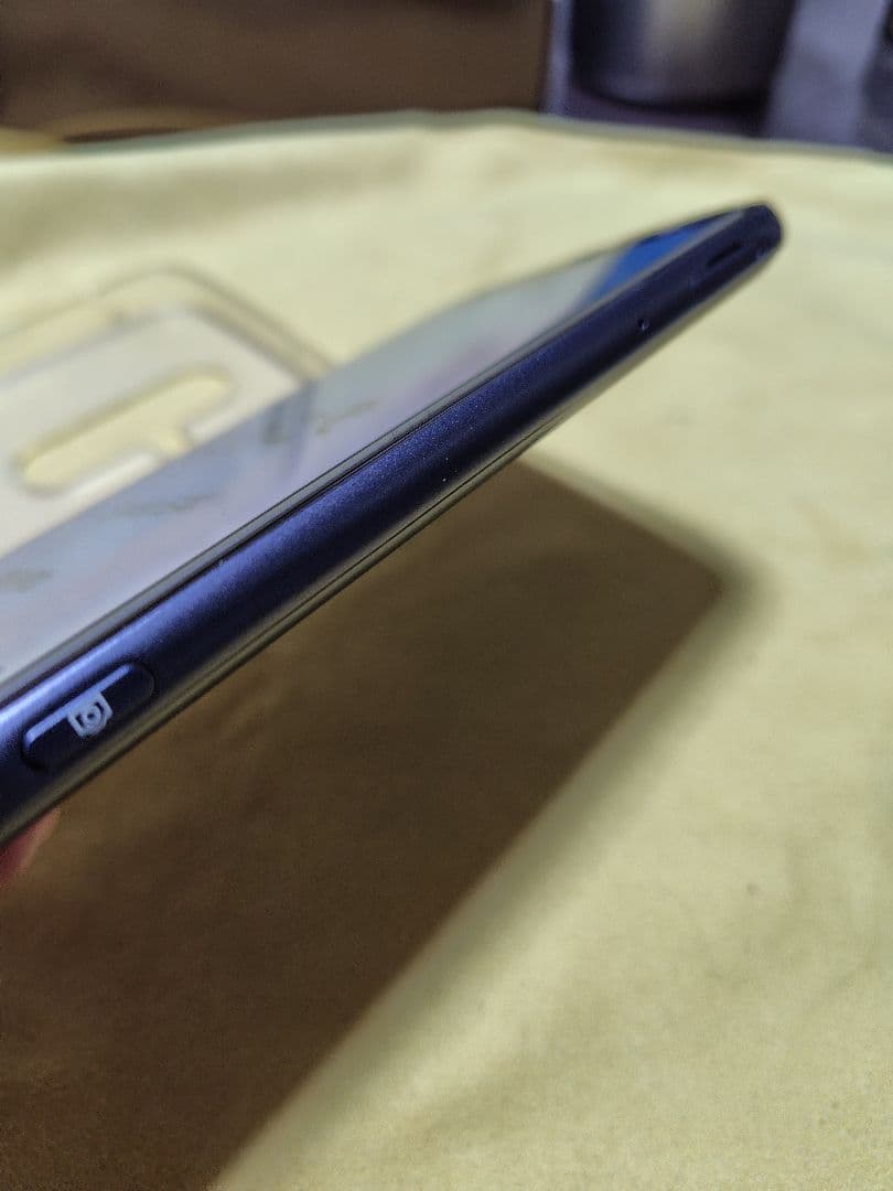 docomo F-53E　美品　ネイビー らくらくスマートフォン