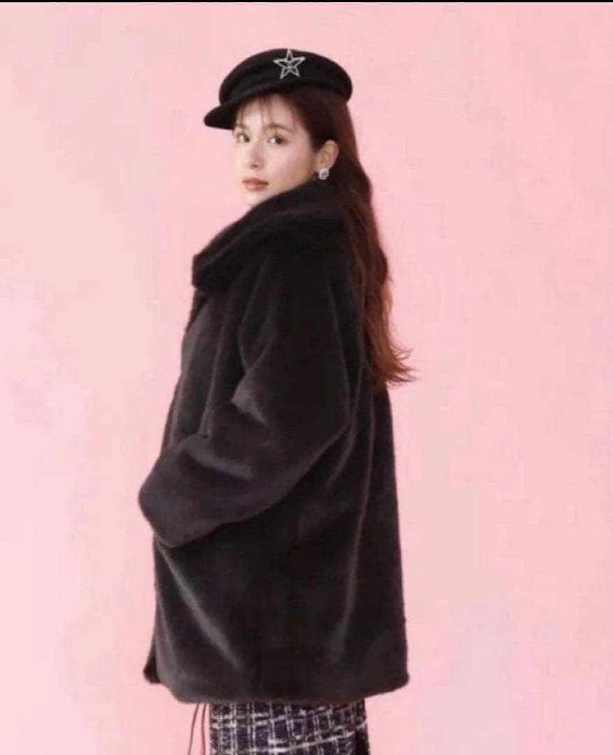 お値下げ❣️MAISON MARBLE フェイクファーコート　ブラック