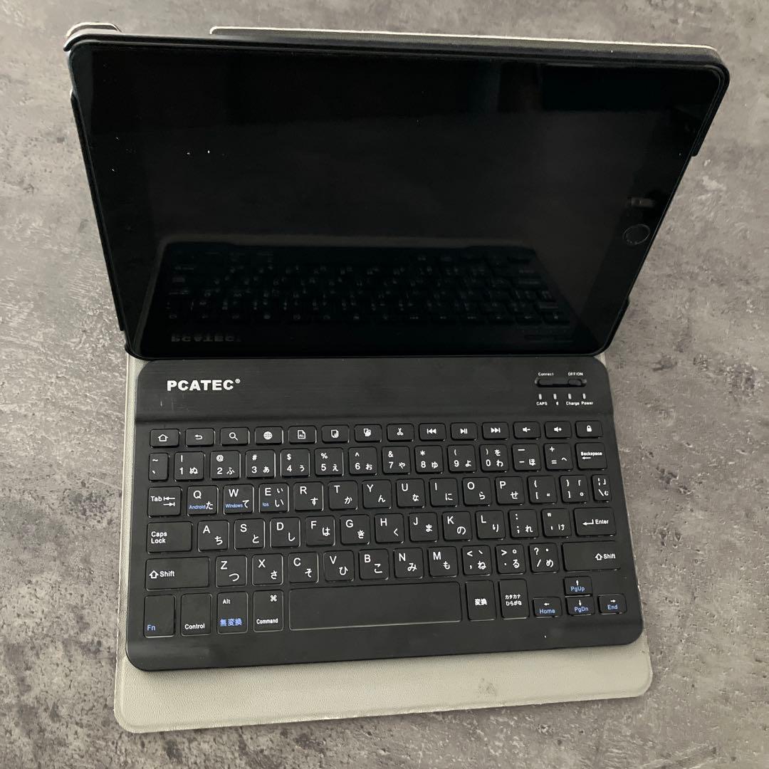 Apple iPad 第7世代　本体、キーボード、カバー付き　動作確認済み