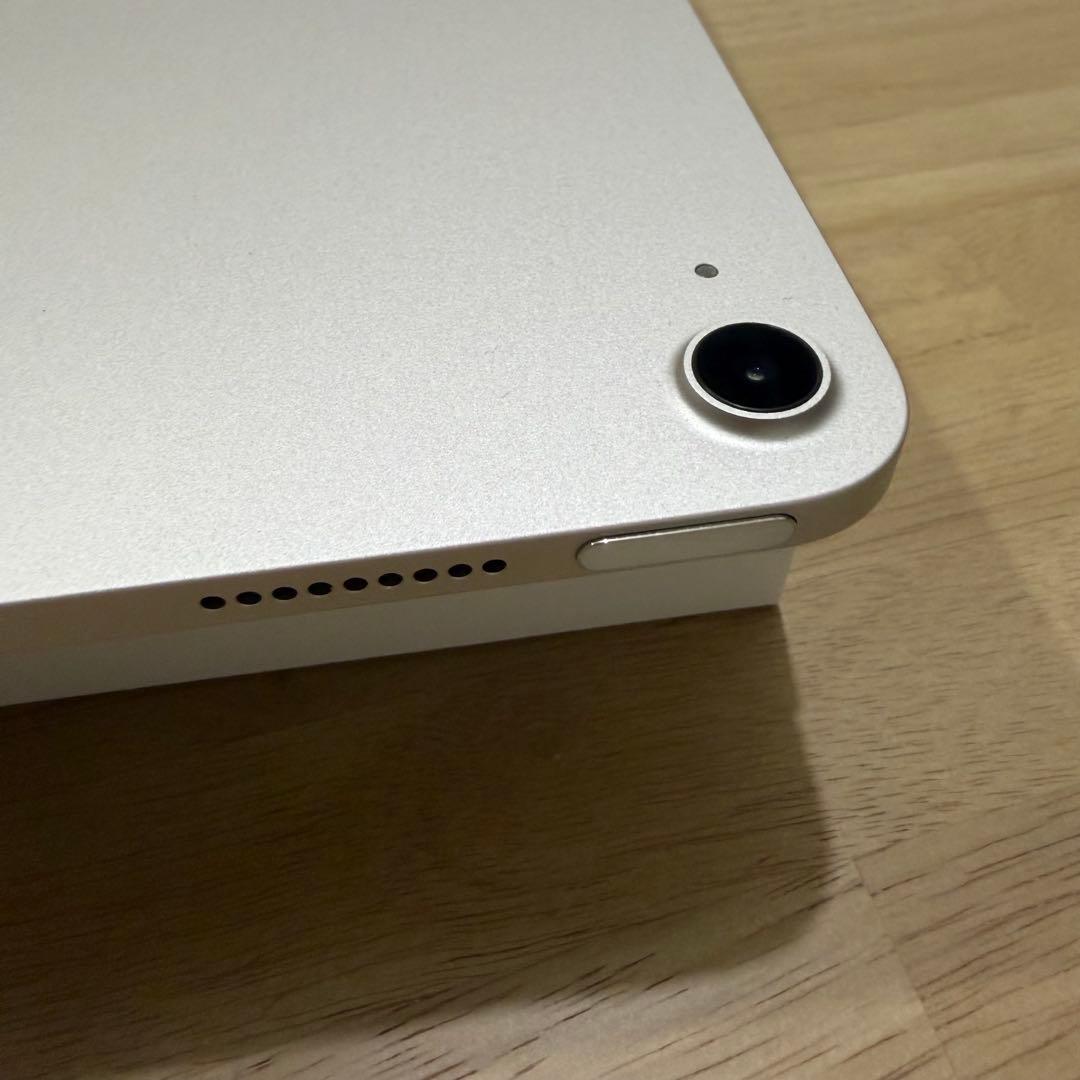 【美品】iPad Air 第7世代 Wi-Fiモデル 128GB スターライト