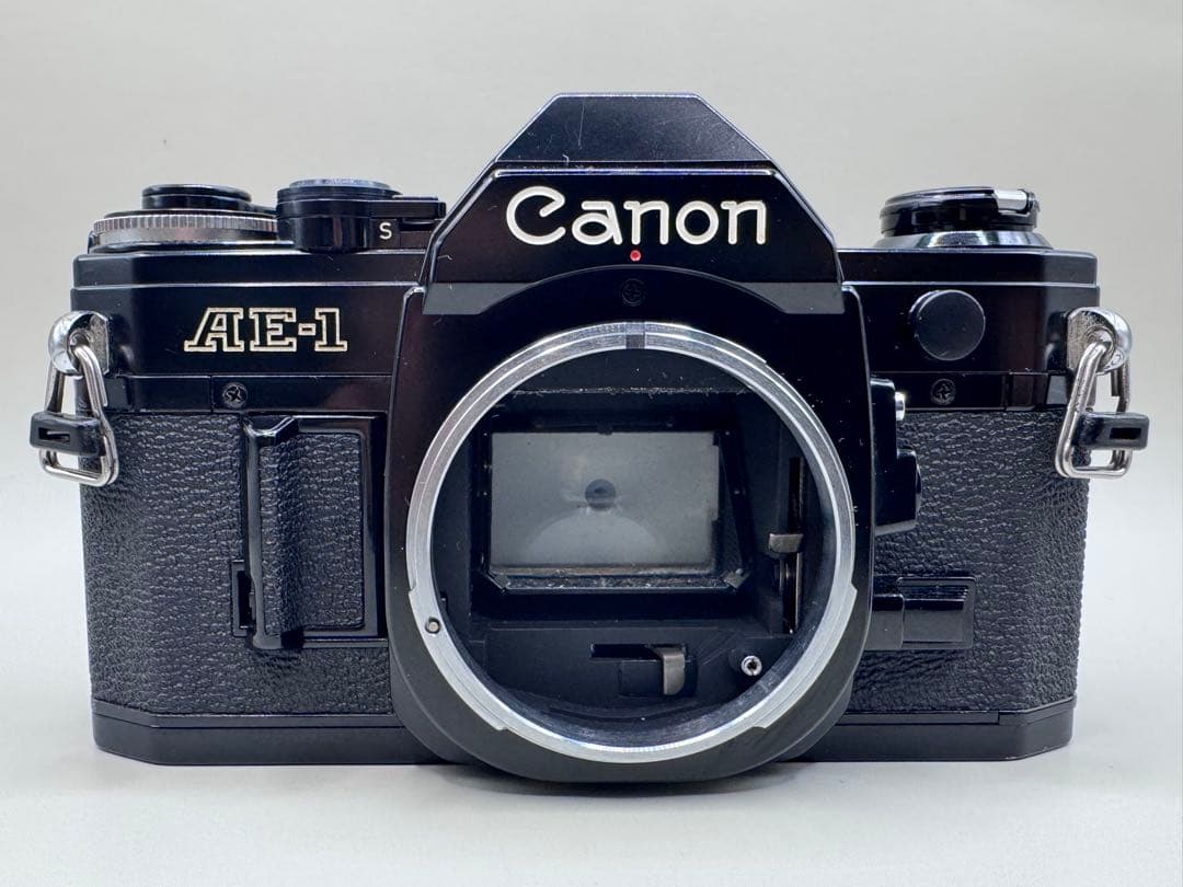 フィルムカメラ Canon AE-1 / New FD 50mm f1.8
