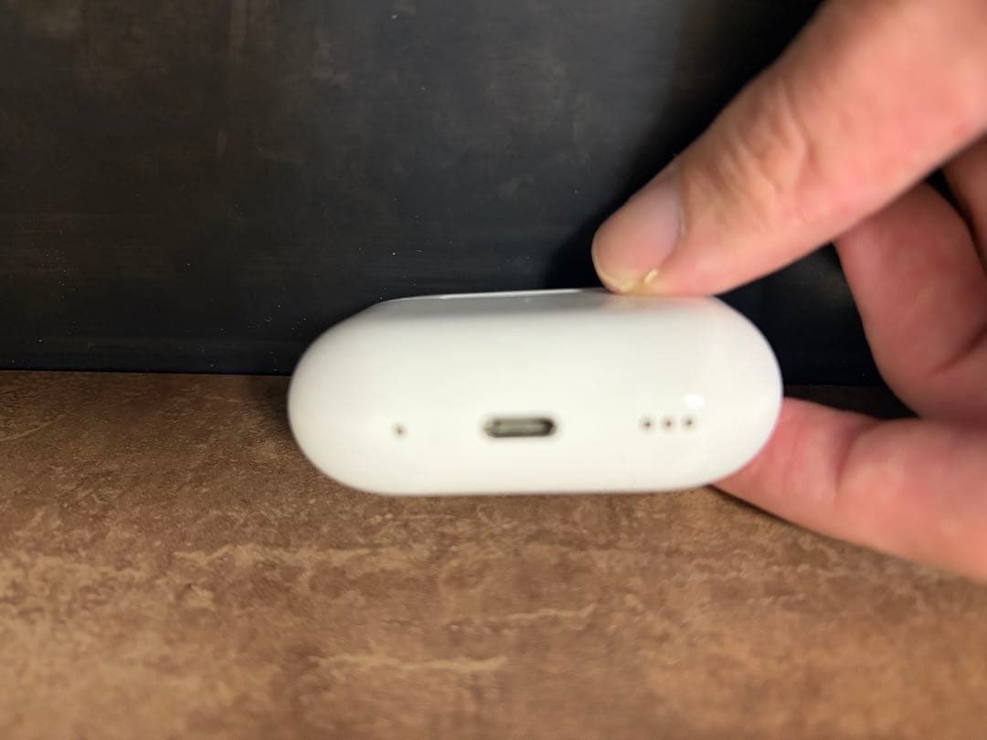 AirPods Pro第2世代 lightning充電ケースノイズキャンセリング