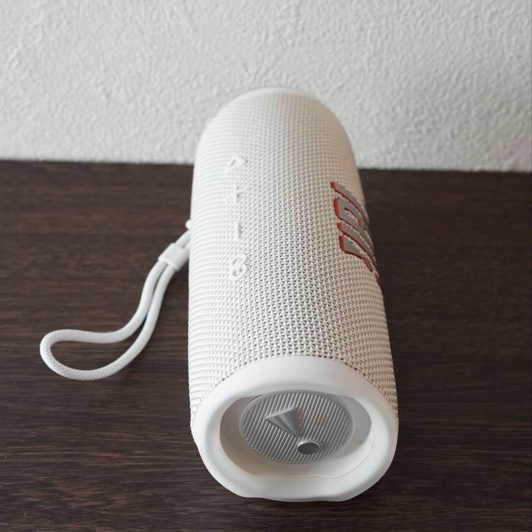 JBL FLIP6 白 ワイヤレススピーカー