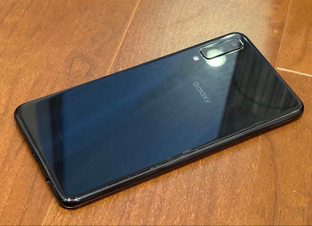 スマートフォン本体 Samsung A7