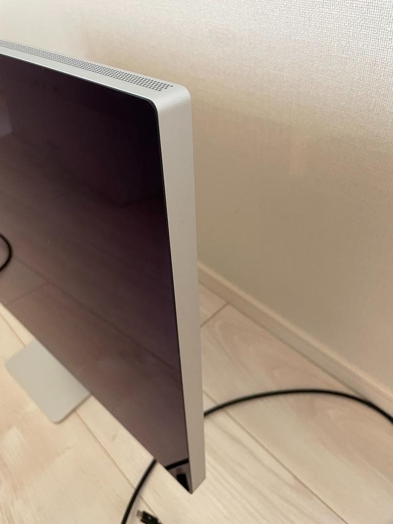 Apple Studio Display 標準ガラス／傾きを調整できるスタンド