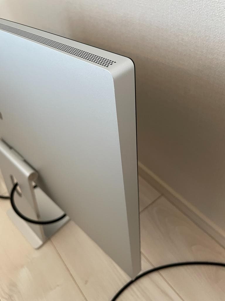 Apple Studio Display 標準ガラス／傾きを調整できるスタンド