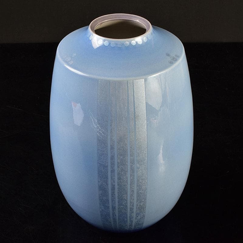 九谷焼　中田一於作　淡青釉裏銀彩　花文　壷　共布共箱　M　R7804B